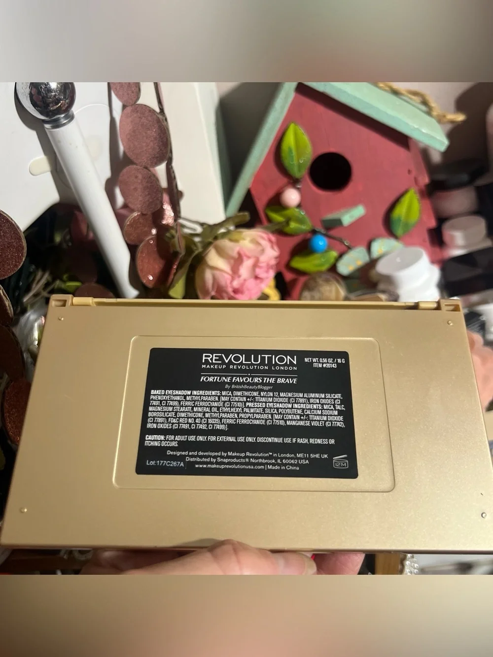 Makeup Revolution Fortune Favours The Brave Eyeshadow Palette - Gold